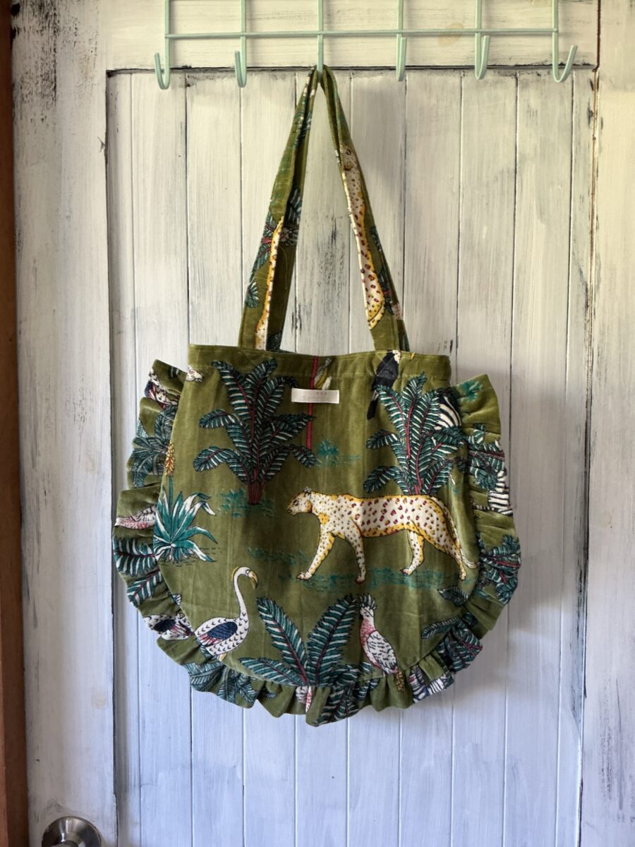 ベロアジャングルのバッグ - Image 5