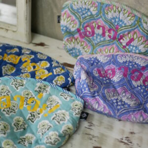 タイ文字ポーチ！