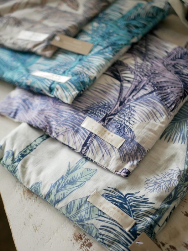 軽～いエプロンワンピース（袋付き）